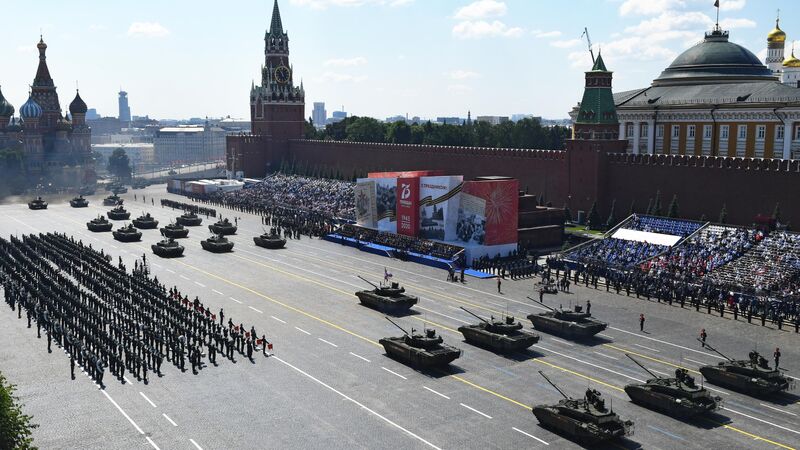 Военный парад в ознаменование 75-летия Победы - «Россия сегодня», 800, 14.09.2021