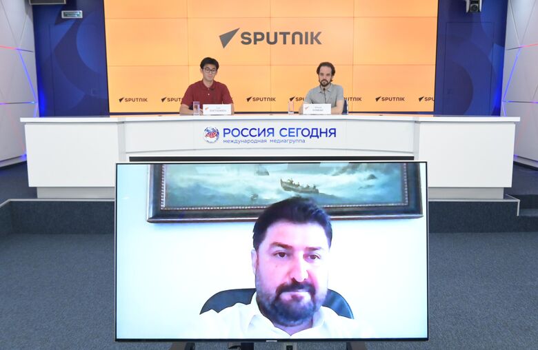 Турецкие журналисты познакомились с возможностями использования ИИ в медиасфере Турецкие журналисты познакомились с возможностями использования ИИ в медиасфере - «Россия сегодня», 780, 01.09.2025