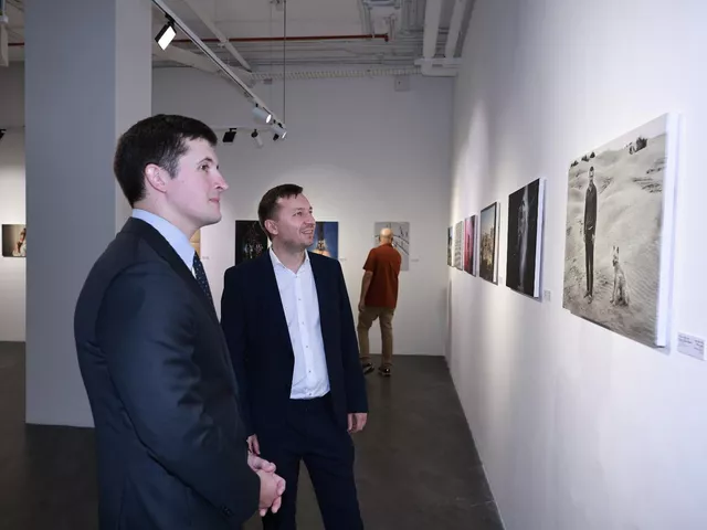 Выставка работ лауреатов Конкурса Стенина впервые открылась в Катаре - «Россия сегодня», 640, 25.09.2025